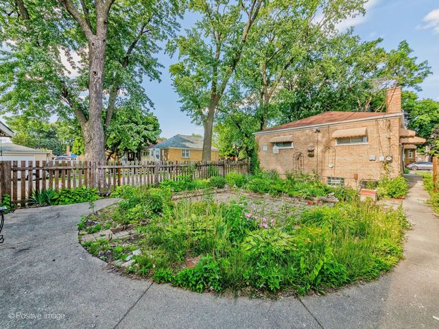 3800 Highland Avenue, Berwyn, IL 60402