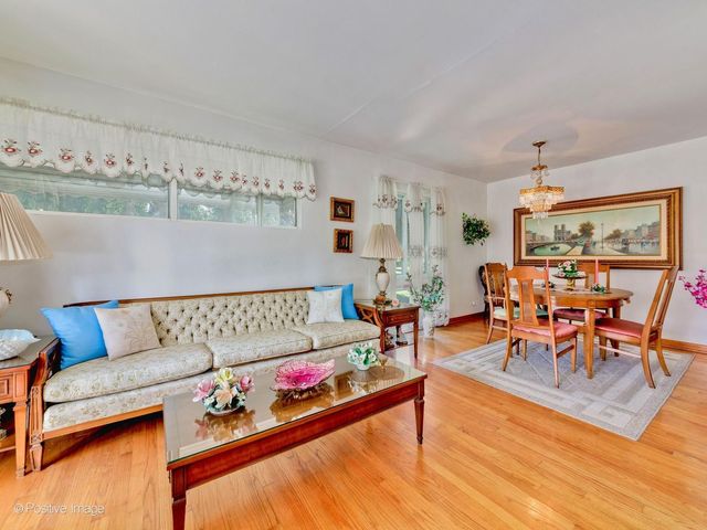 3800 Highland Avenue, Berwyn, IL 60402