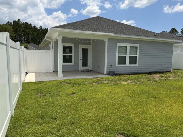 150 Bradford Court, Freeport, FL 32439