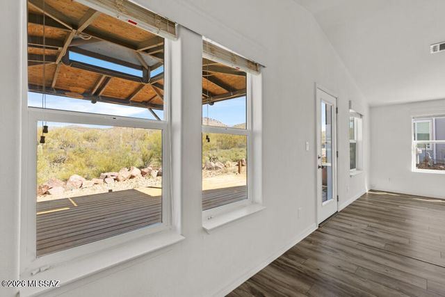 7706 W Copper Nugget Drive, Tucson, AZ 85735