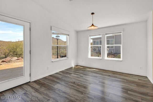 7706 W Copper Nugget Drive, Tucson, AZ 85735