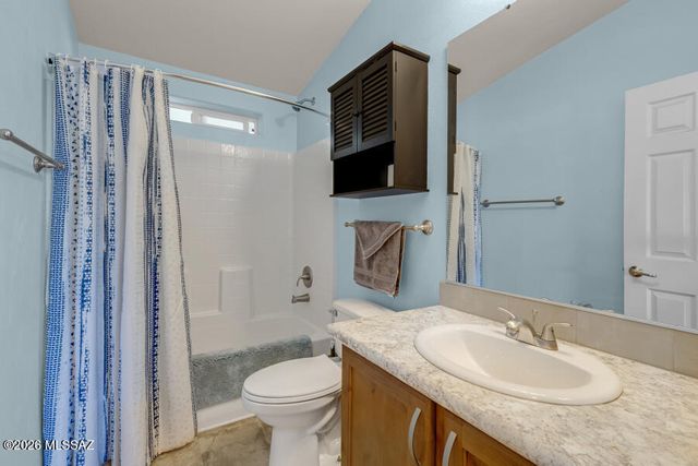 7706 W Copper Nugget Drive, Tucson, AZ 85735