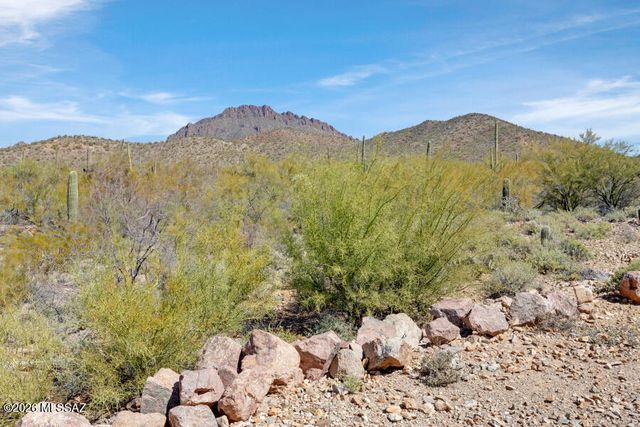 7706 W Copper Nugget Drive, Tucson, AZ 85735