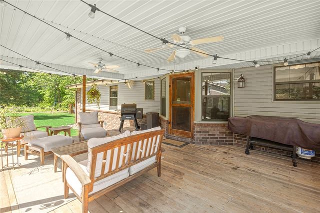 11086 Roman Road, Bentonville, AR 72712