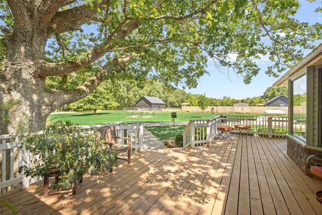 11086 Roman Road, Bentonville, AR 72712