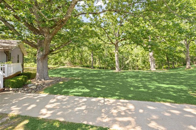 11086 Roman Road, Bentonville, AR 72712