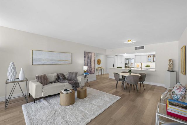 4748 S Ocean Boulevard 502, Highland Beach, FL 33487