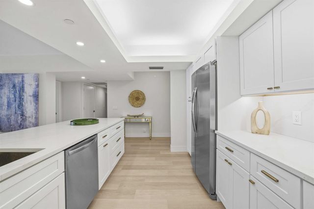 4748 S Ocean Boulevard 502, Highland Beach, FL 33487