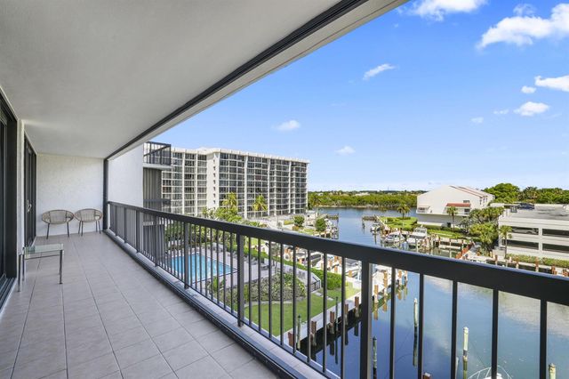 4748 S Ocean Boulevard 502, Highland Beach, FL 33487