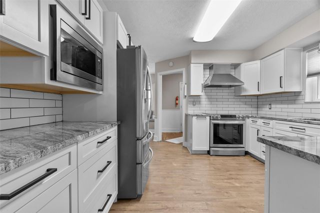 3818 Gladeridge Drive, Houston, TX 77068