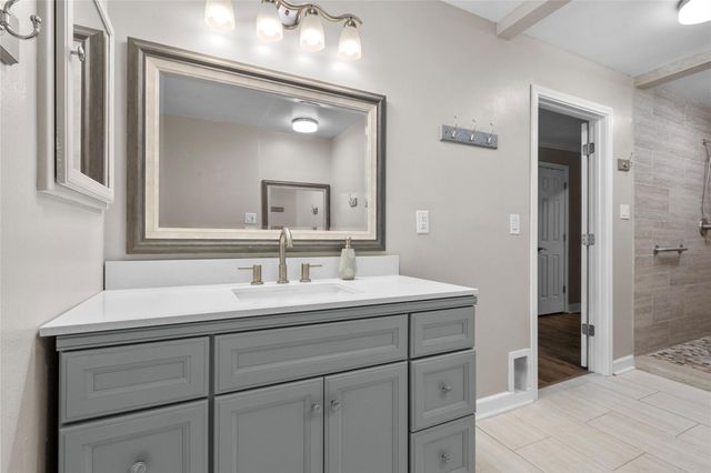 3818 Gladeridge Drive, Houston, TX 77068