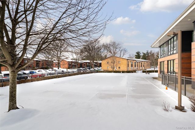 9 Charles Lane 2C, Pomona, NY 10970