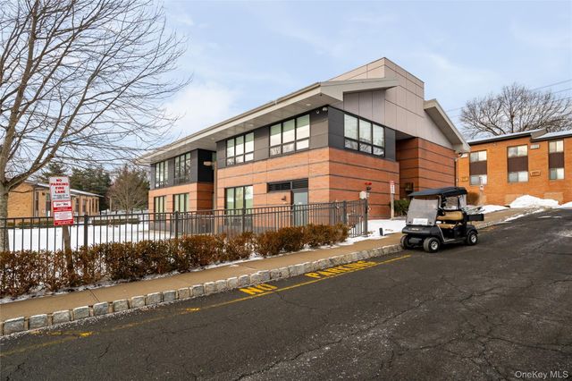 9 Charles Lane 2C, Pomona, NY 10970