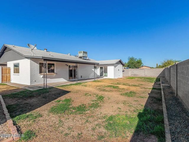 2529 E COMMONWEALTH Circle, Chandler, AZ 85225