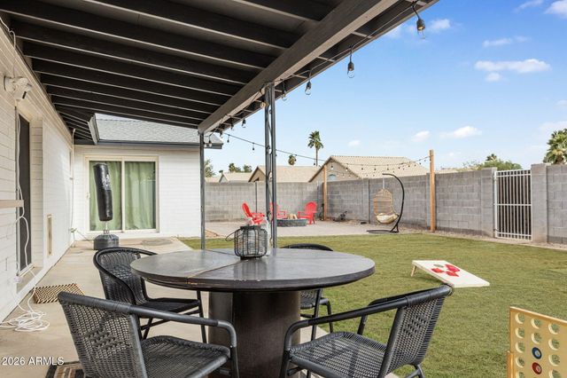 2529 E COMMONWEALTH Circle, Chandler, AZ 85225