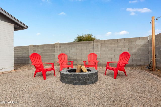 2529 E COMMONWEALTH Circle, Chandler, AZ 85225