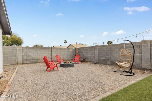 2529 E COMMONWEALTH Circle, Chandler, AZ 85225