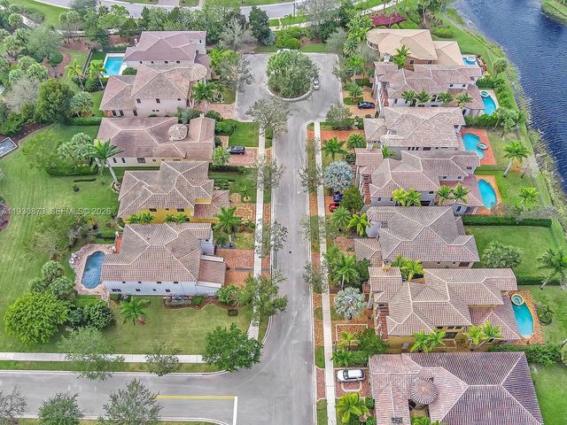 9614 Kenley Court, Parkland, FL 33076