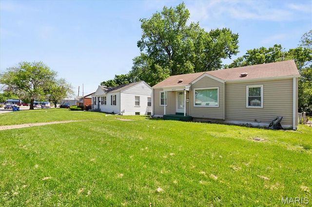3712 Ashby Road, St Ann, MO 63074