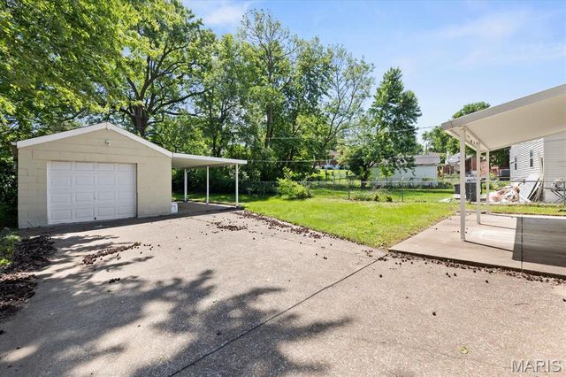 3712 Ashby Road, St Ann, MO 63074