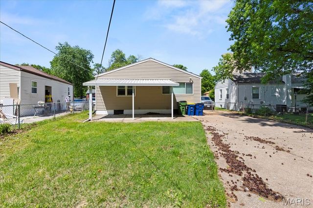 3712 Ashby Road, St Ann, MO 63074