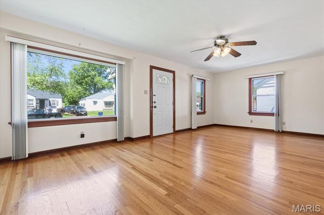 3712 Ashby Road, St Ann, MO 63074