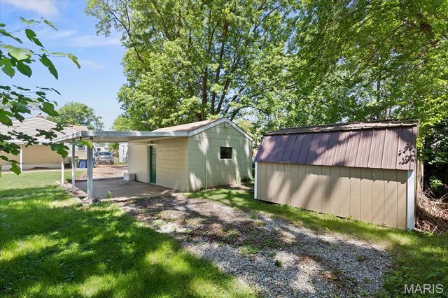 3712 Ashby Road, St Ann, MO 63074