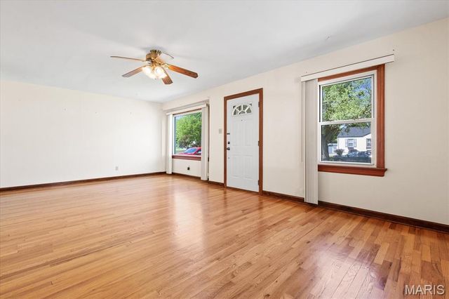 3712 Ashby Road, St Ann, MO 63074