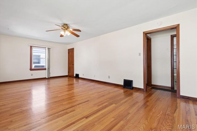 3712 Ashby Road, St Ann, MO 63074