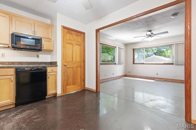 3712 Ashby Road, St Ann, MO 63074