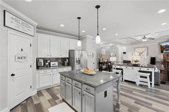 6580 Providence Lake Drive, Gainesville, GA 30506