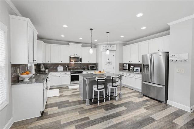 6580 Providence Lake Drive, Gainesville, GA 30506