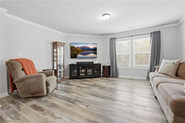 6580 Providence Lake Drive, Gainesville, GA 30506