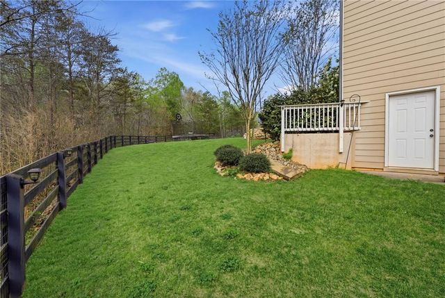 6580 Providence Lake Drive, Gainesville, GA 30506