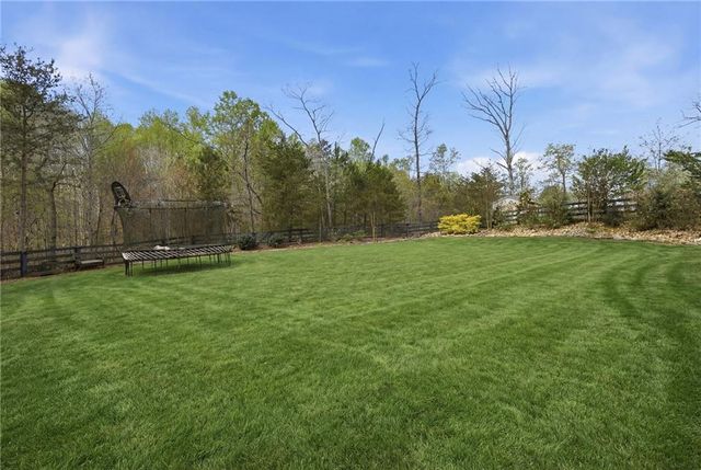 6580 Providence Lake Drive, Gainesville, GA 30506