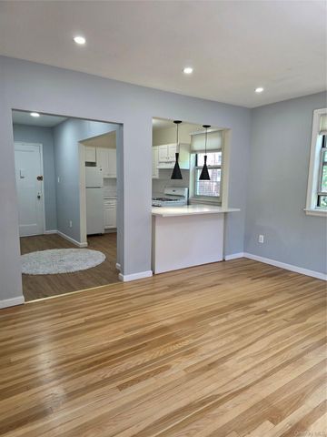 141-04 77 Avenue F, Kew Garden Hills, NY 11367