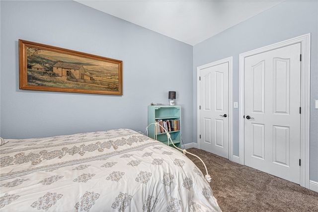6322 W Milliken Bend, Fayetteville, AR 72704