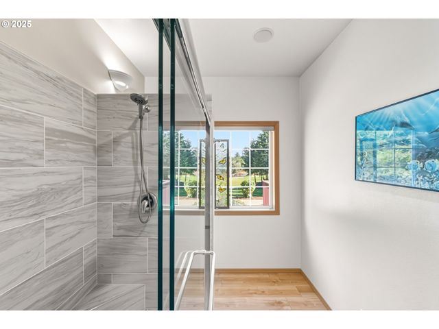 729 RANCH Rd, Reedsport, OR 97467