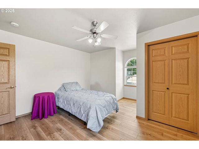 729 RANCH Rd, Reedsport, OR 97467