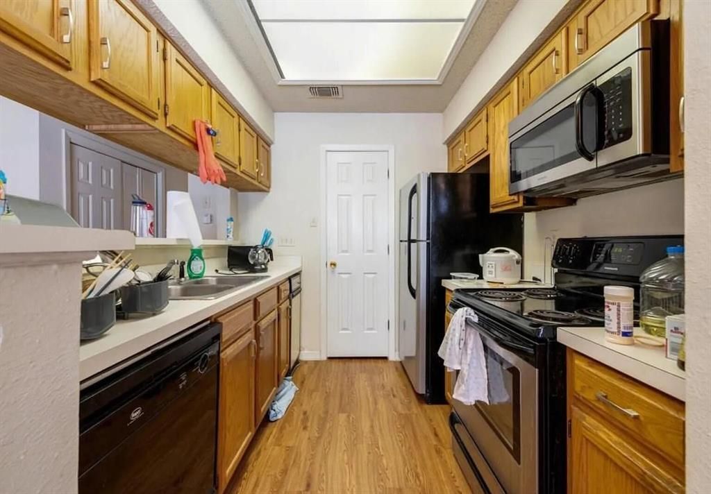 915 W 23rd ST 103, Austin, TX 78705