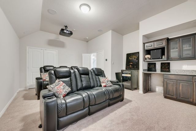 2601 Maple Leaf Drive, Midlothian, TX 76065