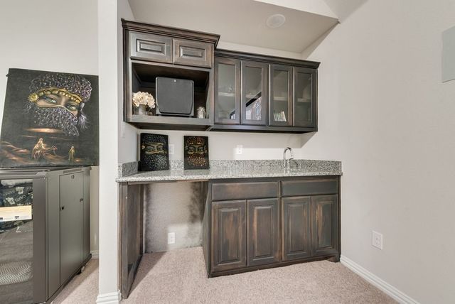 2601 Maple Leaf Drive, Midlothian, TX 76065