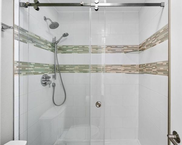 6410 Five Acre Wood ST, Austin, TX 78746