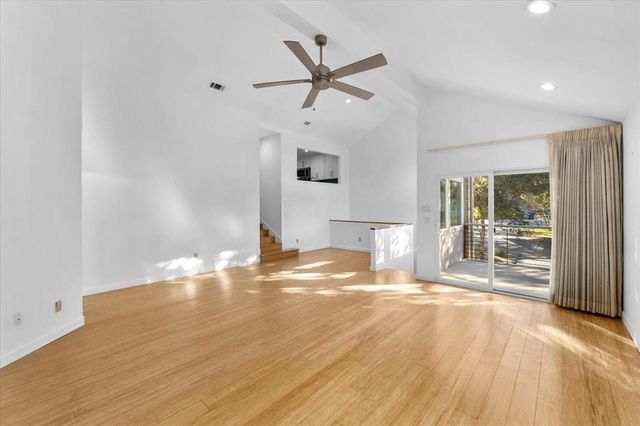 6410 Five Acre Wood ST, Austin, TX 78746