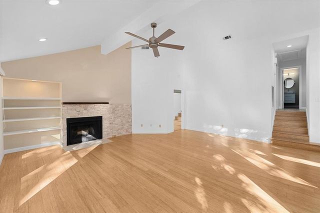 6410 Five Acre Wood ST, Austin, TX 78746