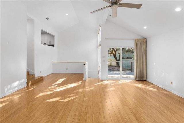 6410 Five Acre Wood ST, Austin, TX 78746