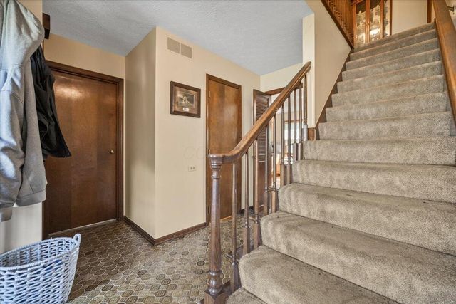 3252 Noreen Drive, Columbus, OH 43221
