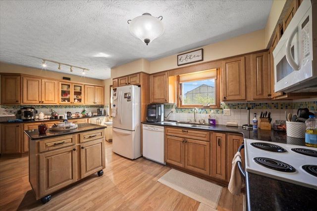 3252 Noreen Drive, Columbus, OH 43221