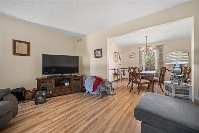 3252 Noreen Drive, Columbus, OH 43221