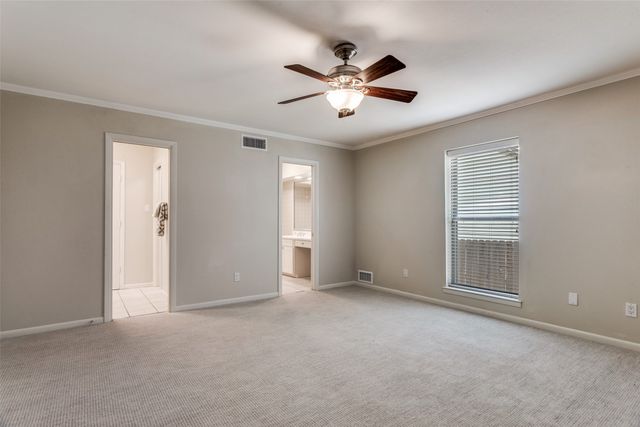 5120 Lovell Avenue, Fort Worth, TX 76107